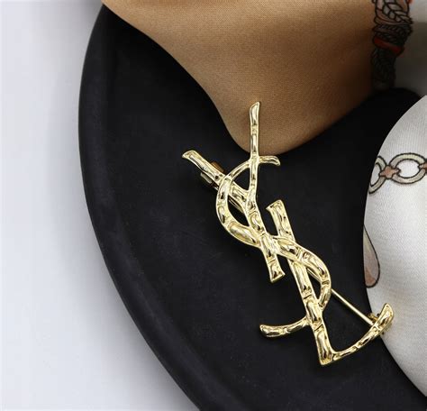 broszka saint laurent